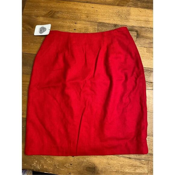 Michele Petite size 6 NWT red 100% Wool skirt vintage - Picture 5 of 6